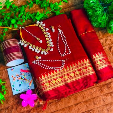 প্রিমিয়াম আড়ং কটন শাড়ি, কুন্দন জুয়েলারি ও চুড়ি ফুল কম্বো সেট (কোড ৮৮৯)