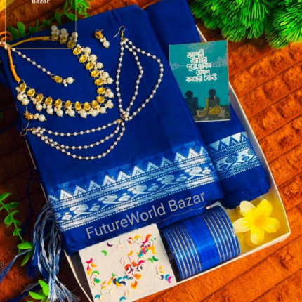 প্রিমিয়াম আড়ং কটন শাড়ি, কুন্দন জুয়েলারি ও চুড়ি ফুল কম্বো সেট (কোড ৮৮৮)